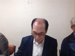 ������ ��